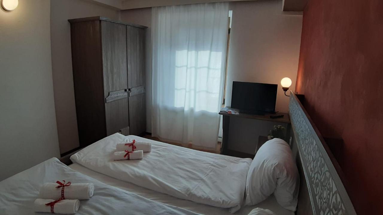 Hotel Post Cunter Biancardi Savognin Dış mekan fotoğraf